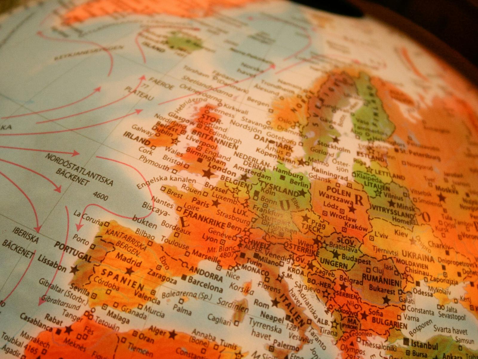 Globe