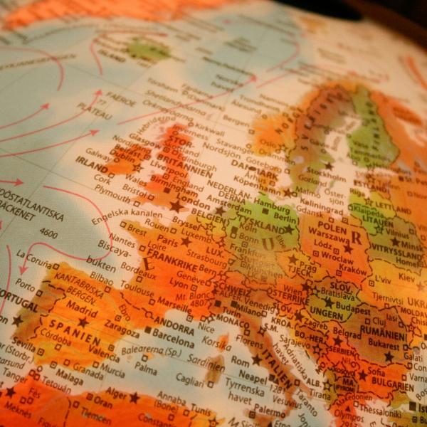 Globe
